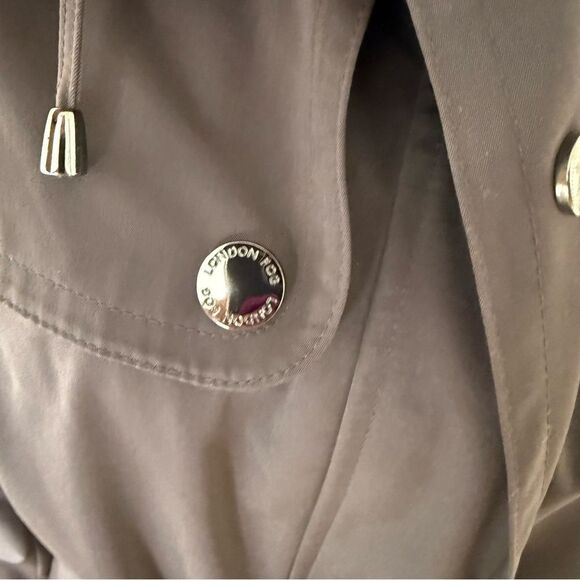 [London Fog] Mid length trench coat - Size Medium - Picture 3 of 7
